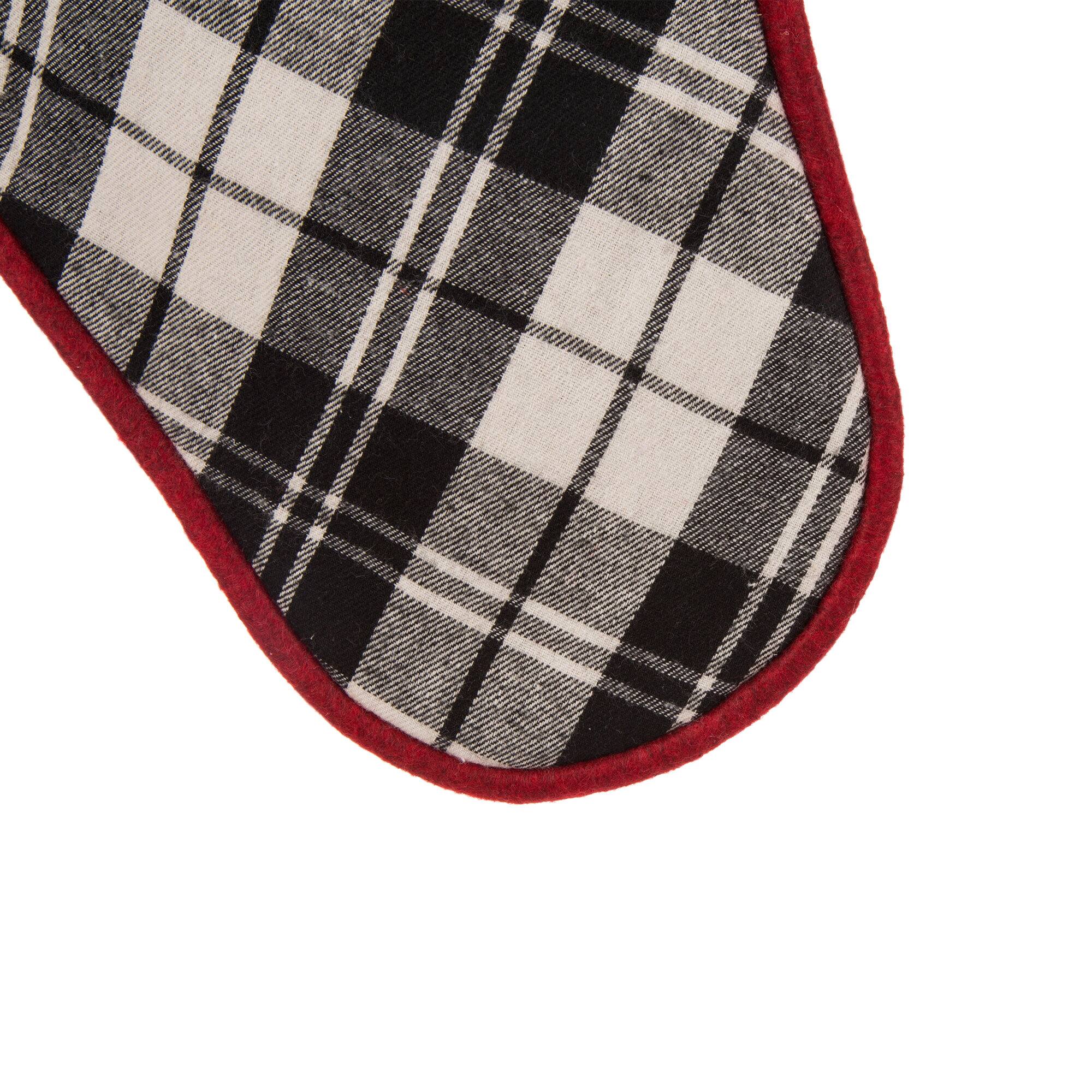 Glitzhome® Black & White Plaid Stockings & Tree Skirt Set